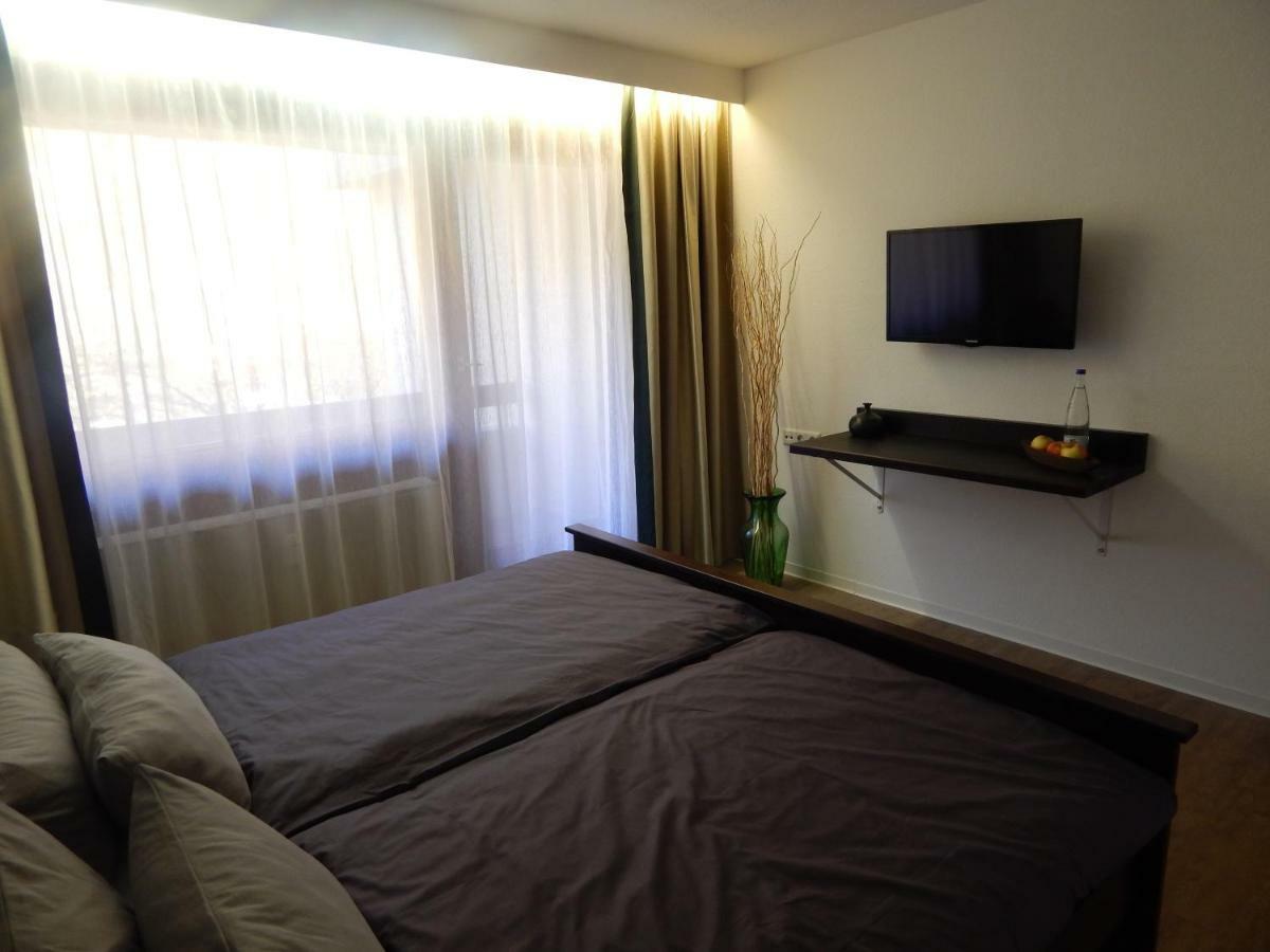 Free Apartment - Bei Den Thermen Bad Urach Exterior foto